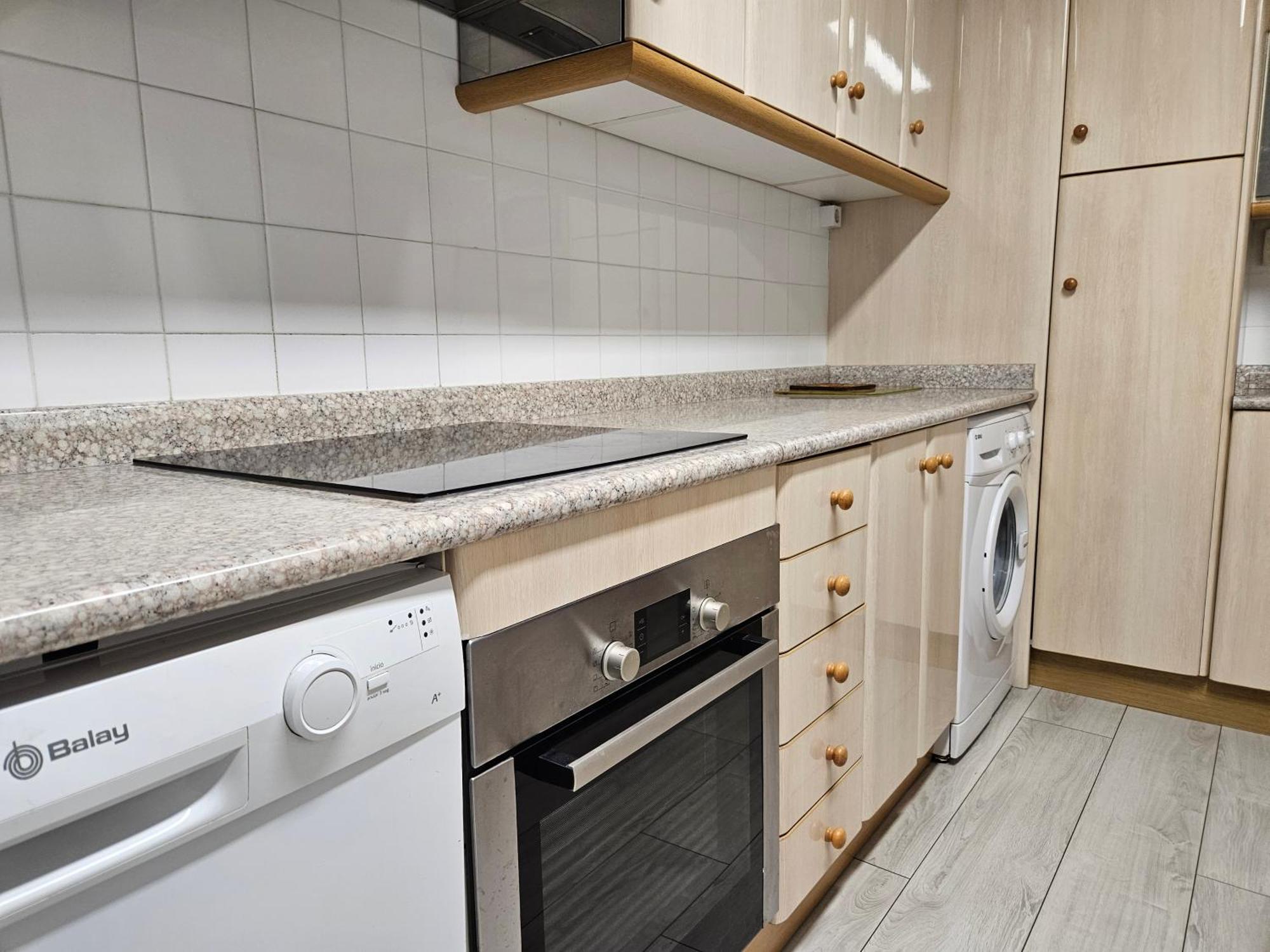 108A Apartamento De 3 Habitaciones Con Terraza Gijón Exterior foto
